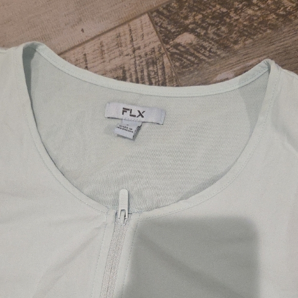 Athletic Dress - Picture 3 of 8